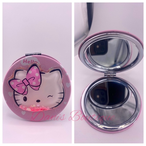 Hello Kitty Accessories - Hello Kitty Pink Bow Compact Mirror glitter rainfall- New
